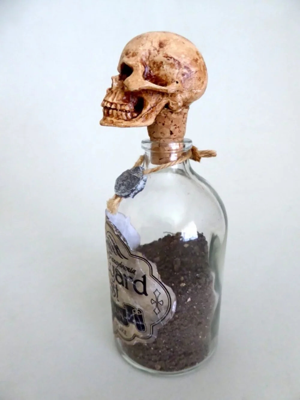 NEW GLASS APOTHECARY BOTTLE GRAVEYARD DUST GOTHIC ODDITY PROP HARRY POTTER